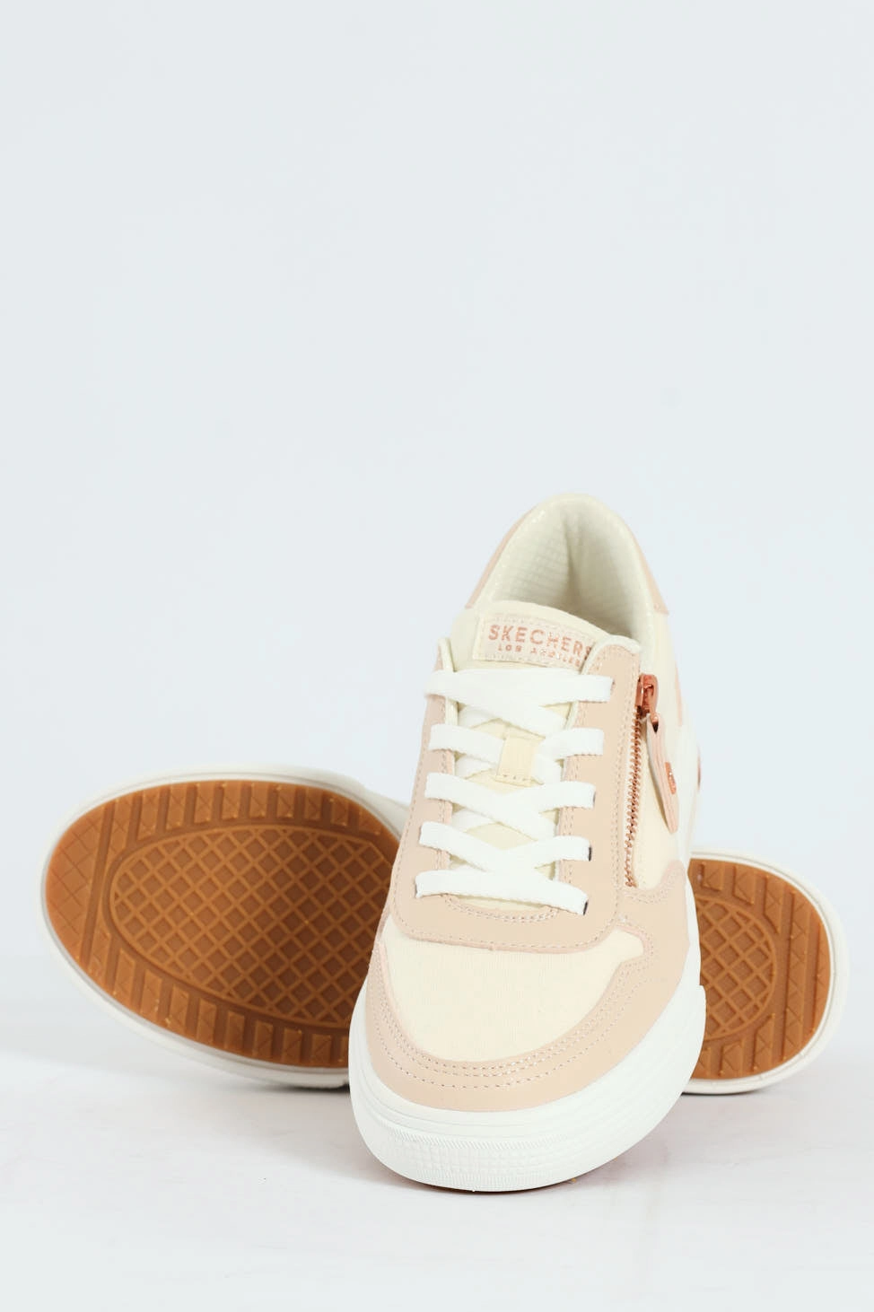 Arch Fit Arcade Sneaker - Off White