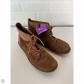 Boots Ankle Flats By Clarks In Brown, Size: 9
