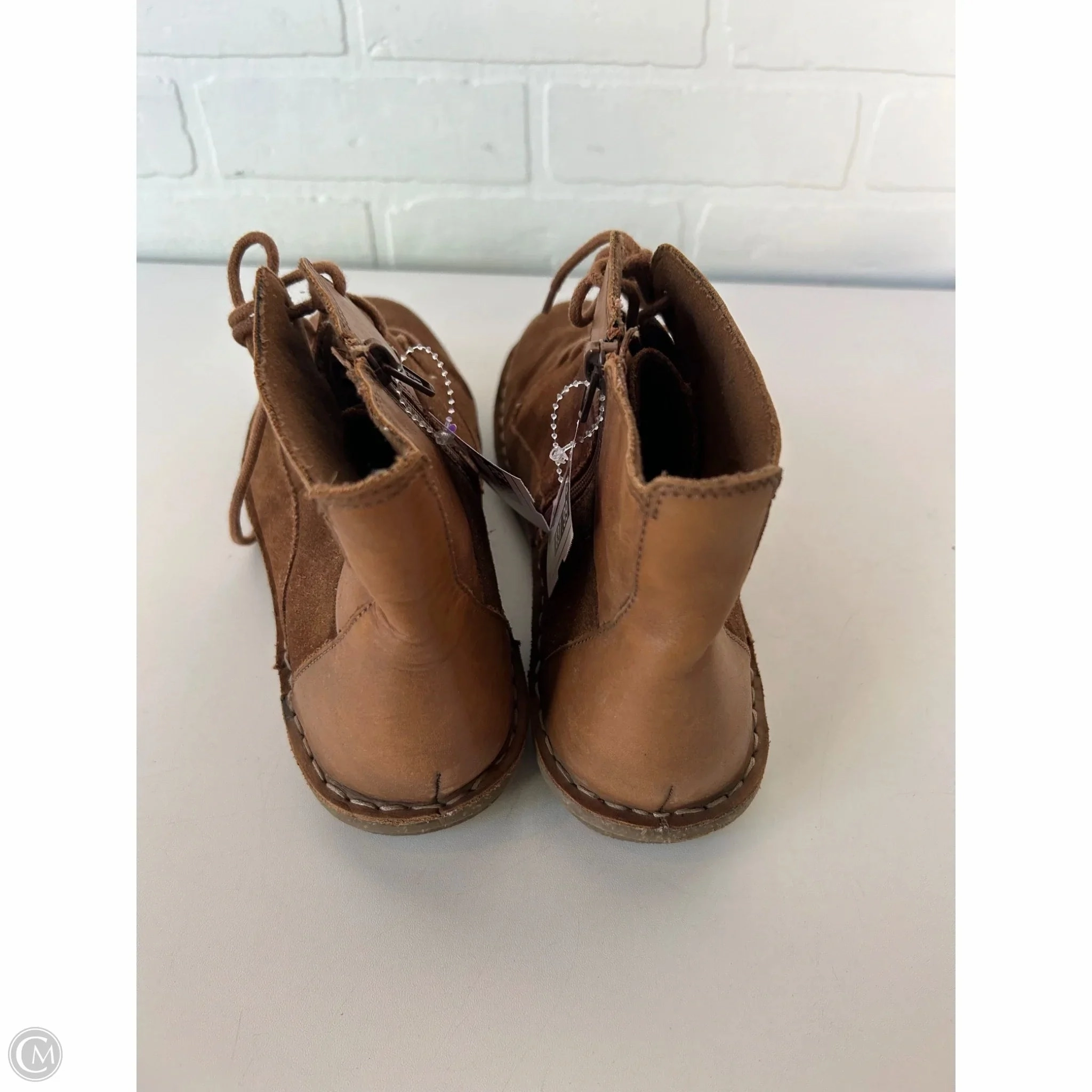 Boots Ankle Flats By Clarks In Brown, Size: 9