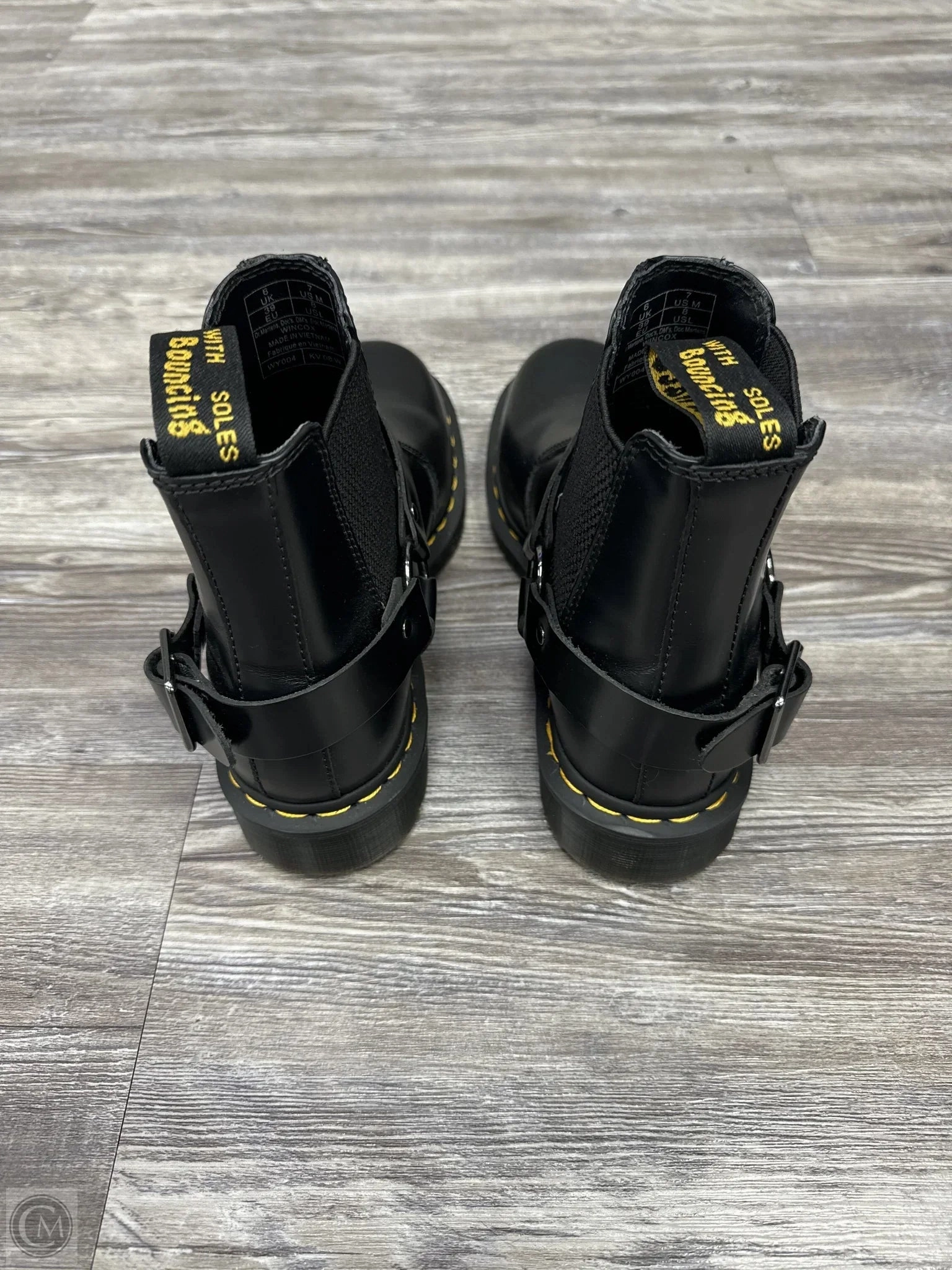 Boots Ankle Flats By Dr Martens In Black, Size: 7