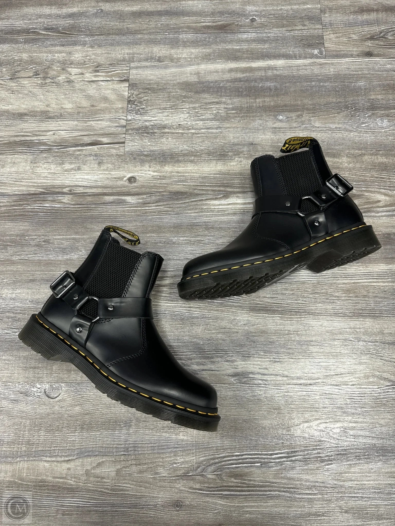 Boots Ankle Flats By Dr Martens In Black, Size: 7