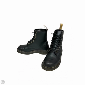 Boots Ankle Flats By Dr Martens In Black, Size: 7