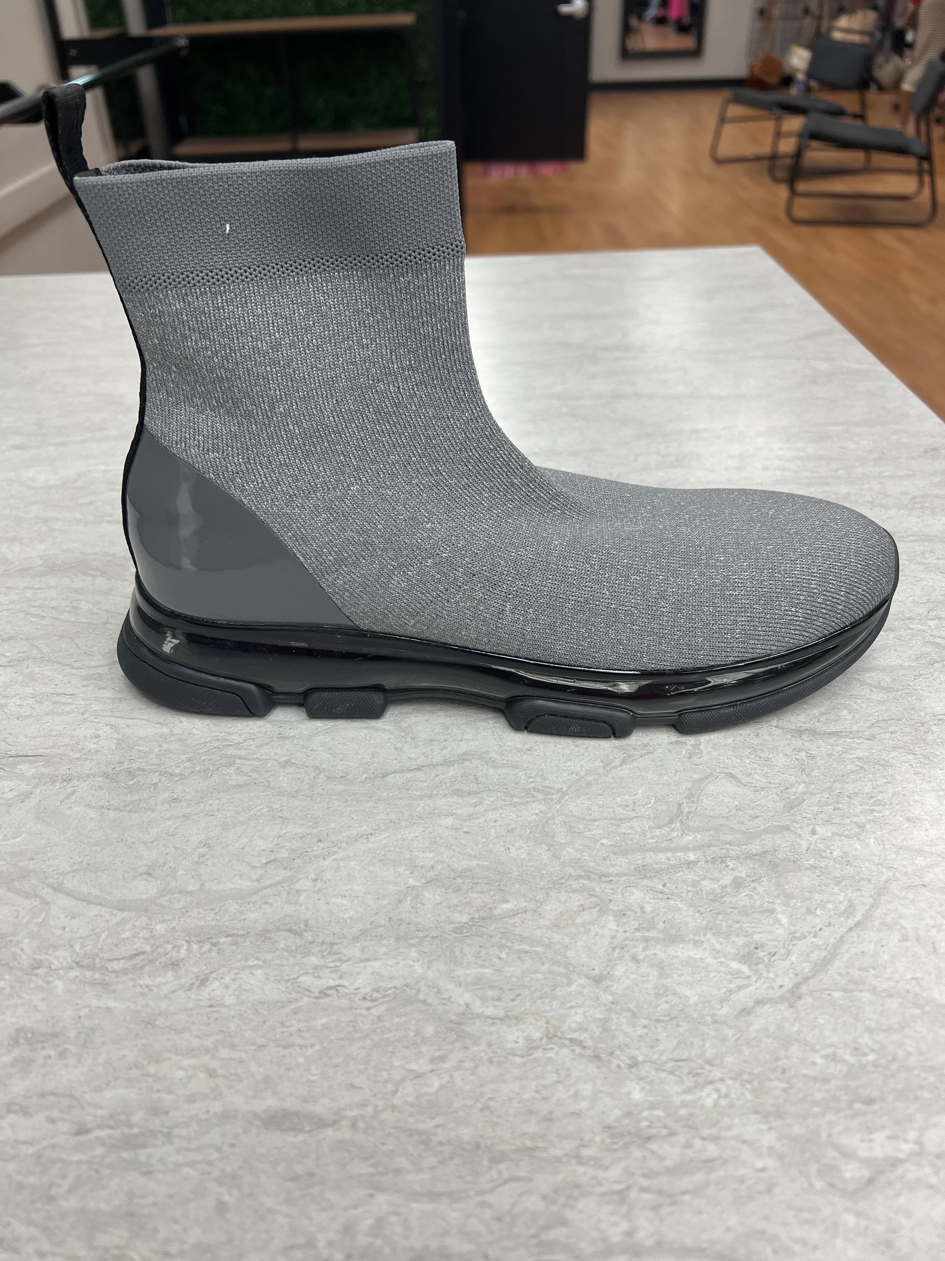 Boots Ankle Flats By Michael By Michael Kors  Size: 9.5