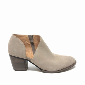 Boots Ankle Heels By Anthropologie In Taupe, Size: 7.5