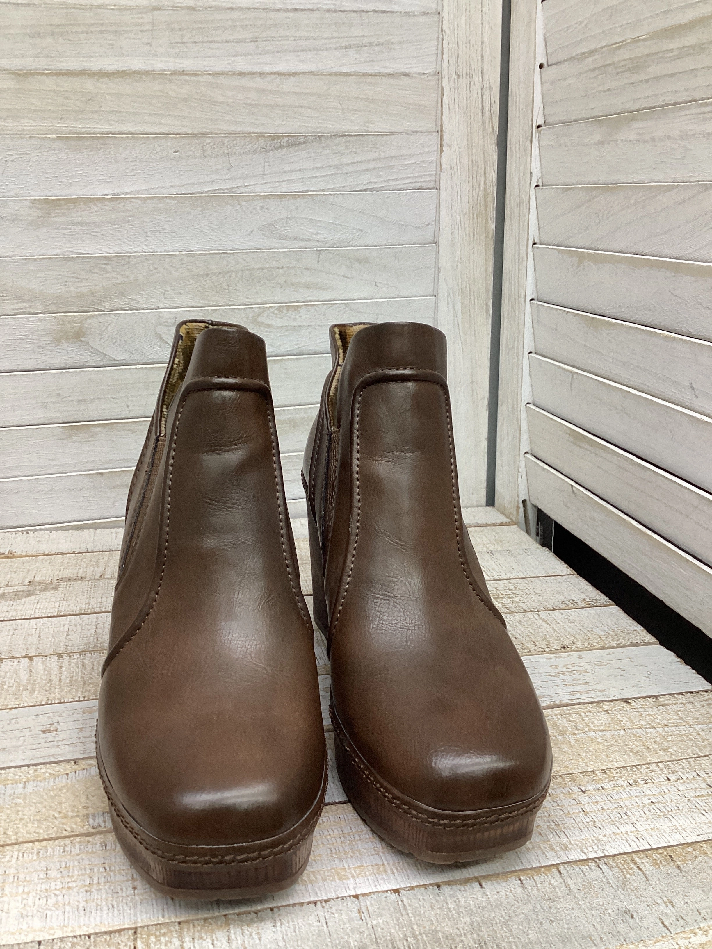 Boots Ankle Heels By Korks In Brown, Size: 7.5