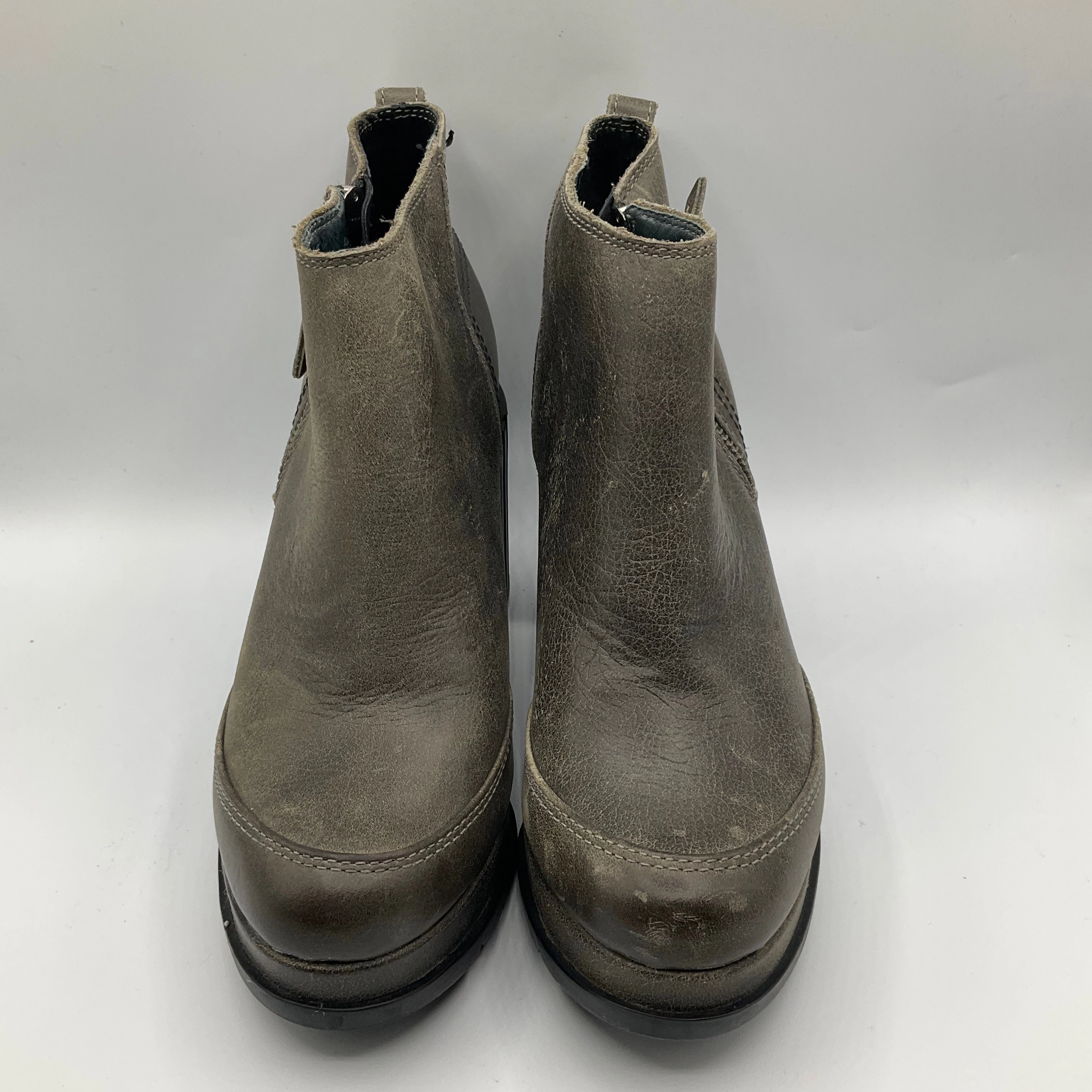 Boots Ankle Heels By Sorel In Green, Size: 6.5