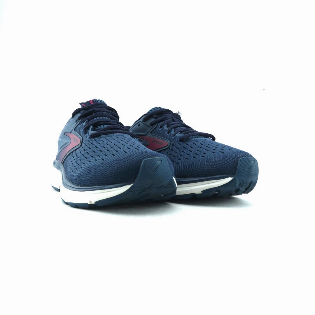 BROOKS DYAD 11