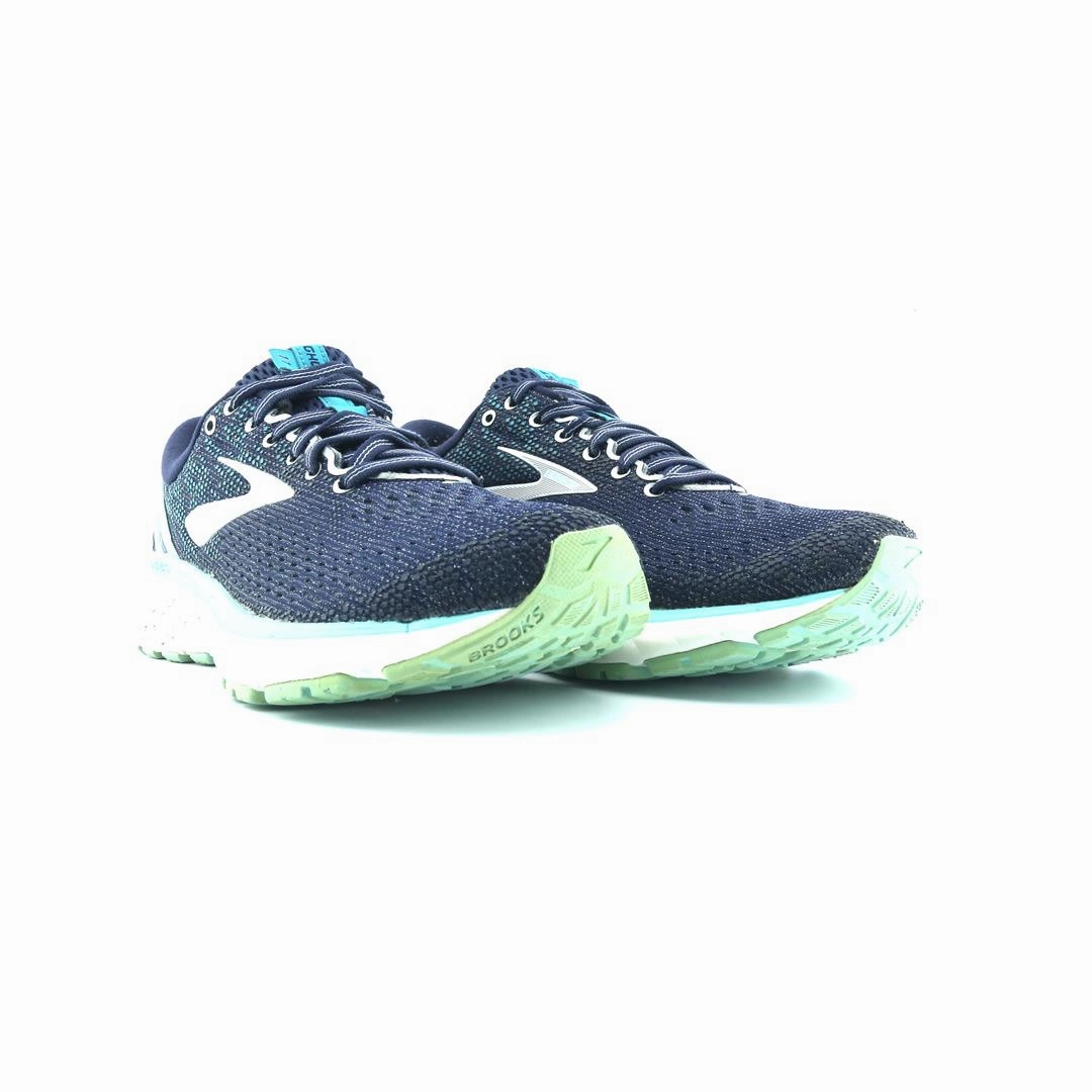 BROOKS GHOST 11