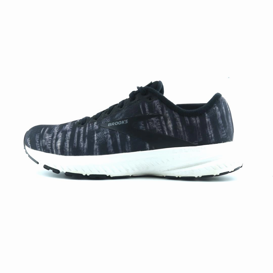 BROOKS LAUNCH 7