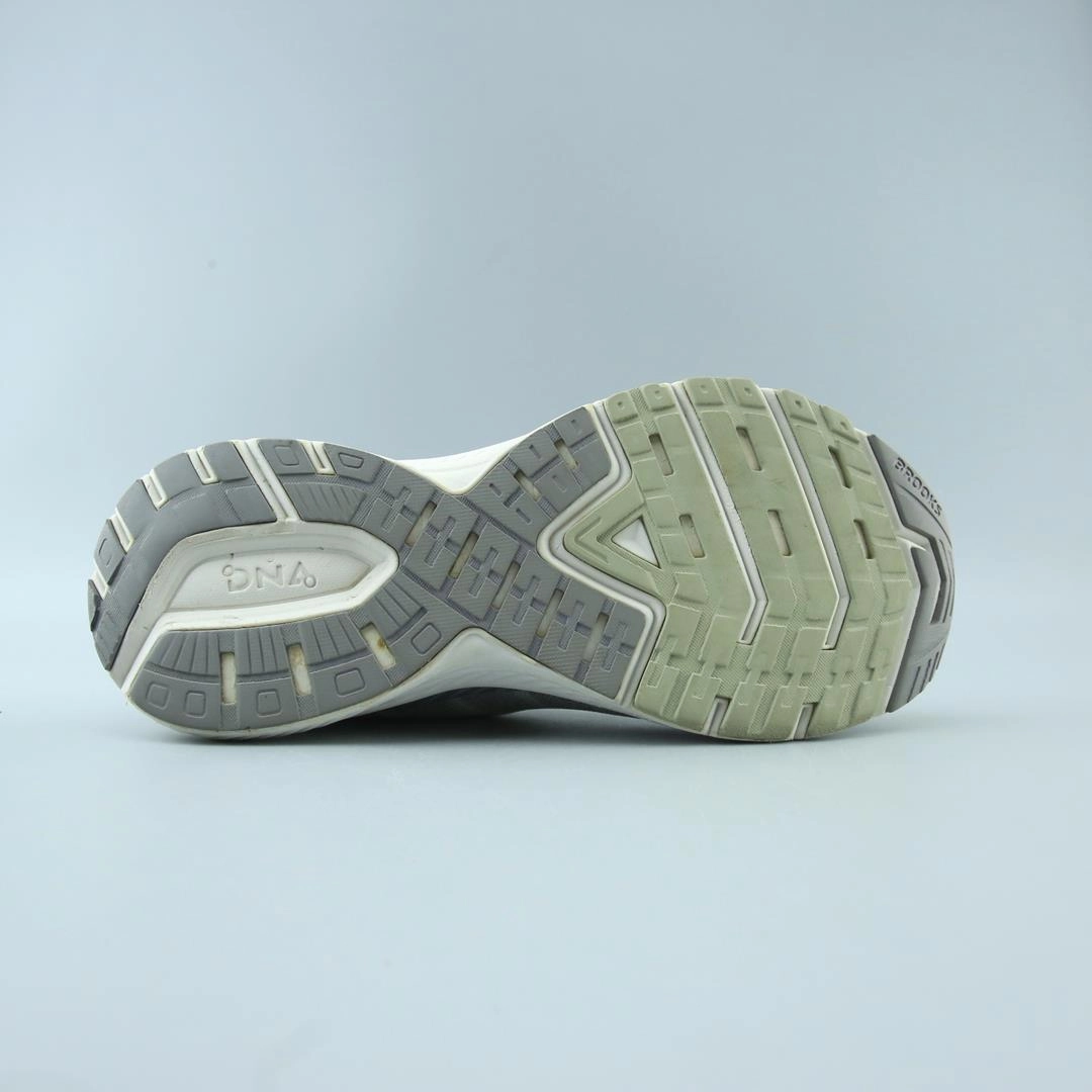 BROOKS RAVENNA 10