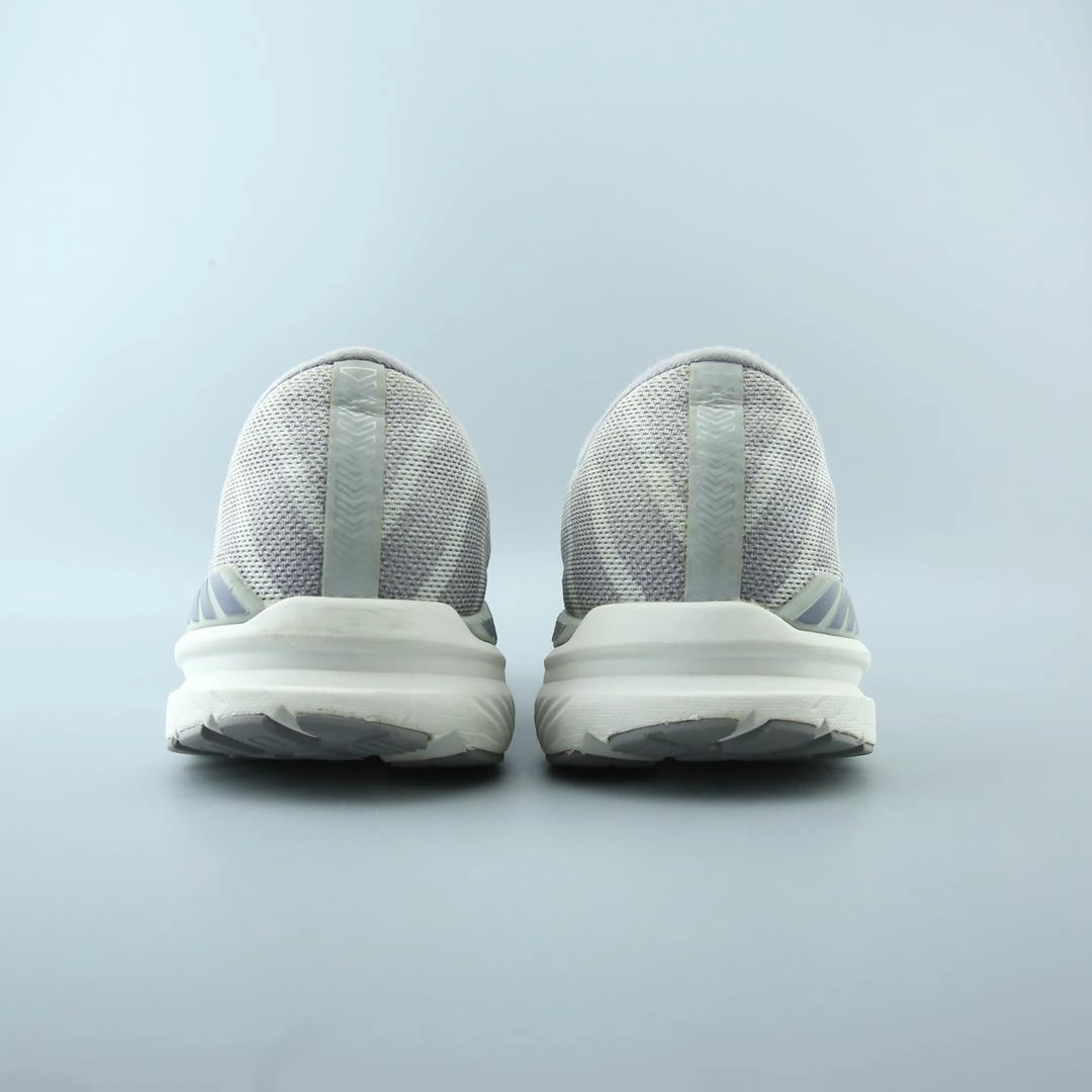 BROOKS RAVENNA 10