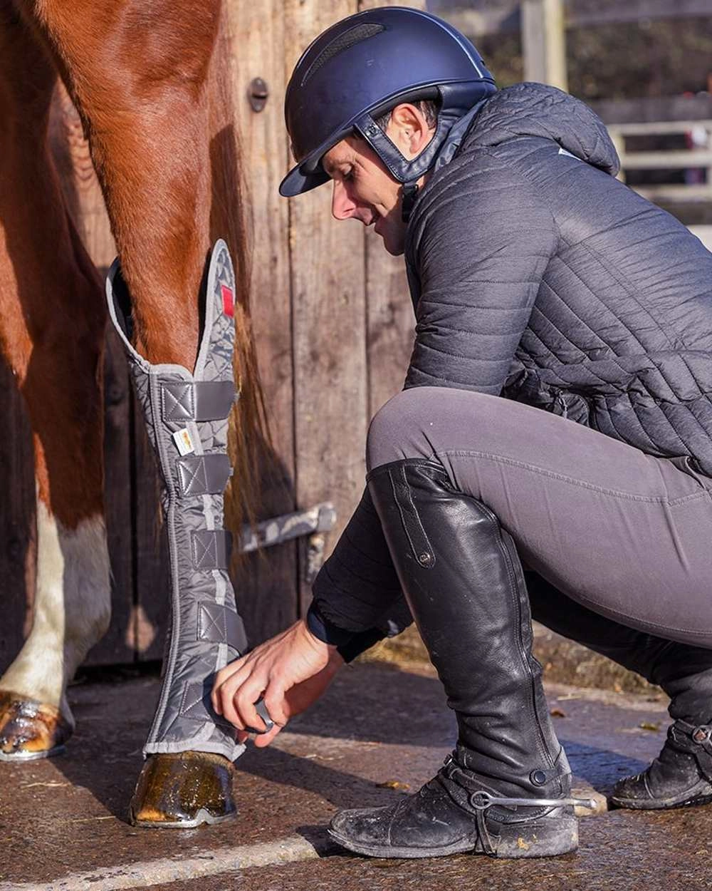 Equilibrium Magnetic Hind & Hock Chaps