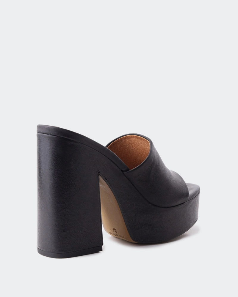Lalaria Black Leather