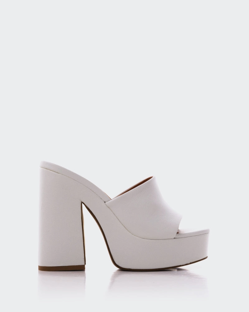 Lalaria White Leather
