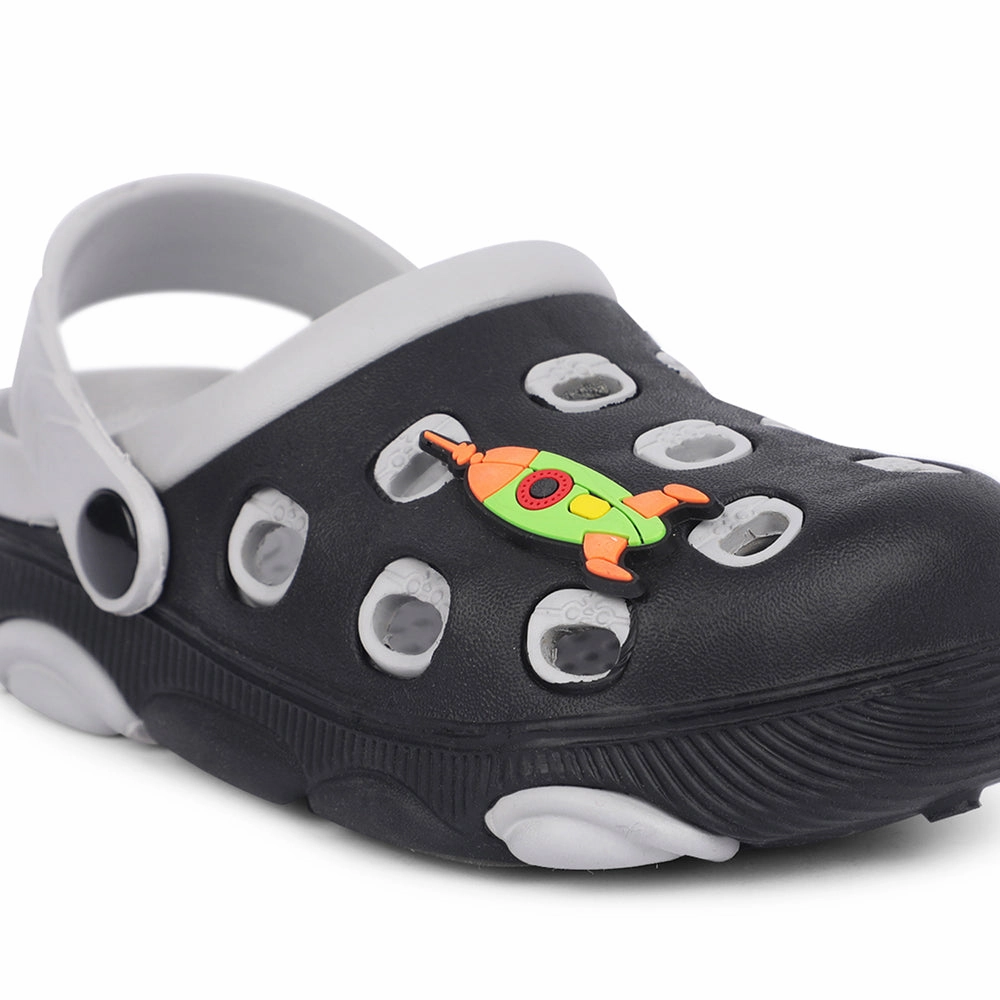 Lucy & Luke Black Casual Slingback Clogs For Kids LPMXT-823 By Liberty