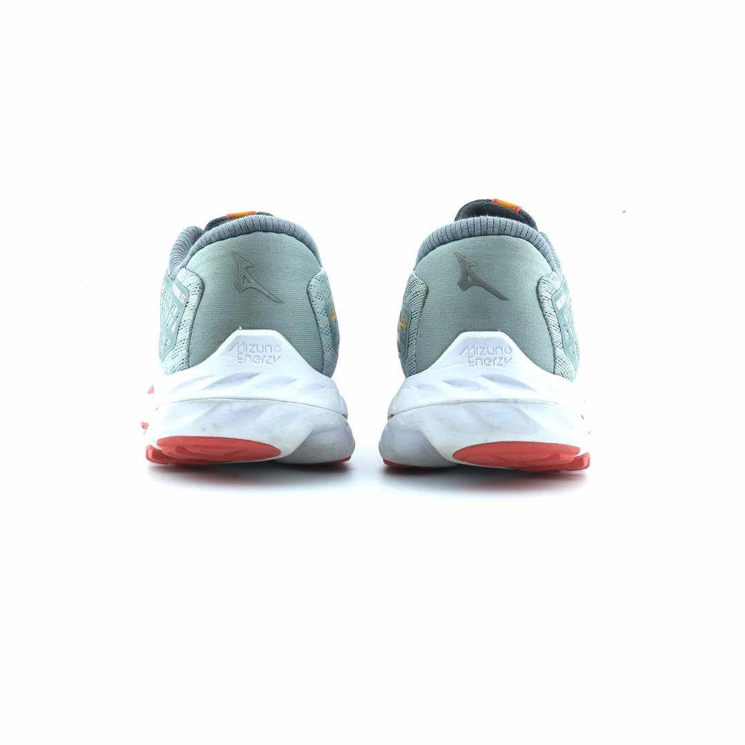MIZUNO WAVE INSPIRE 20