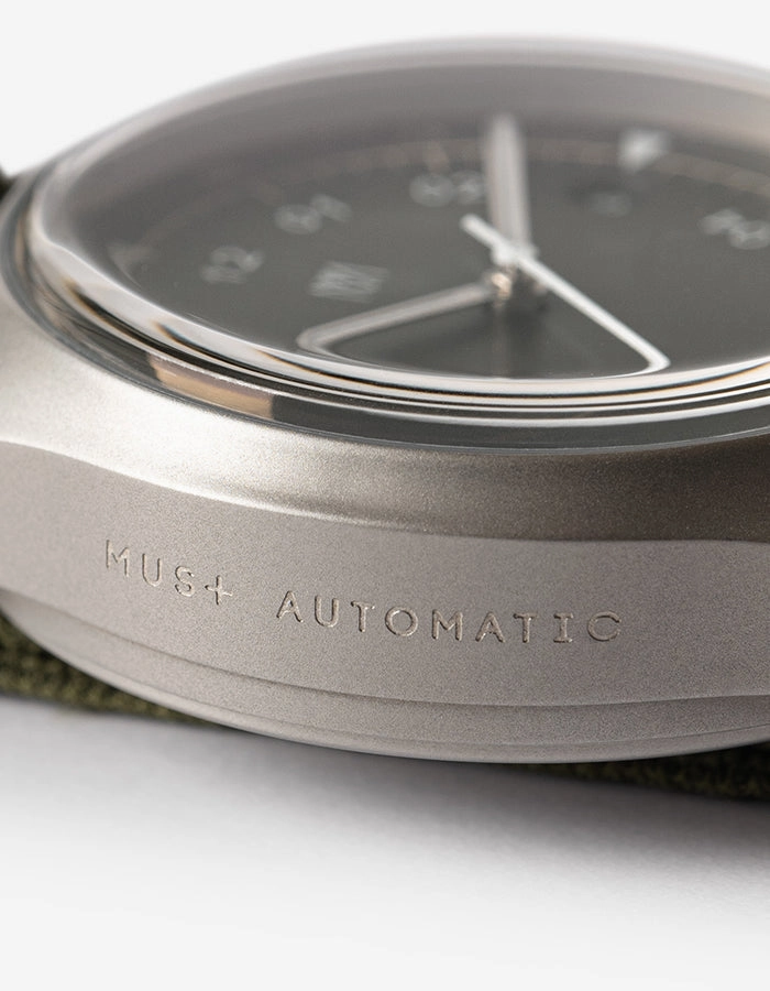 MUS 03 BLACK P AUTO