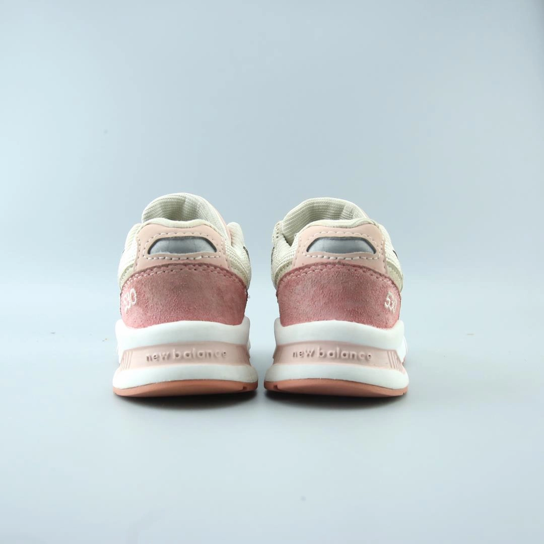 NEW BALANCE  530