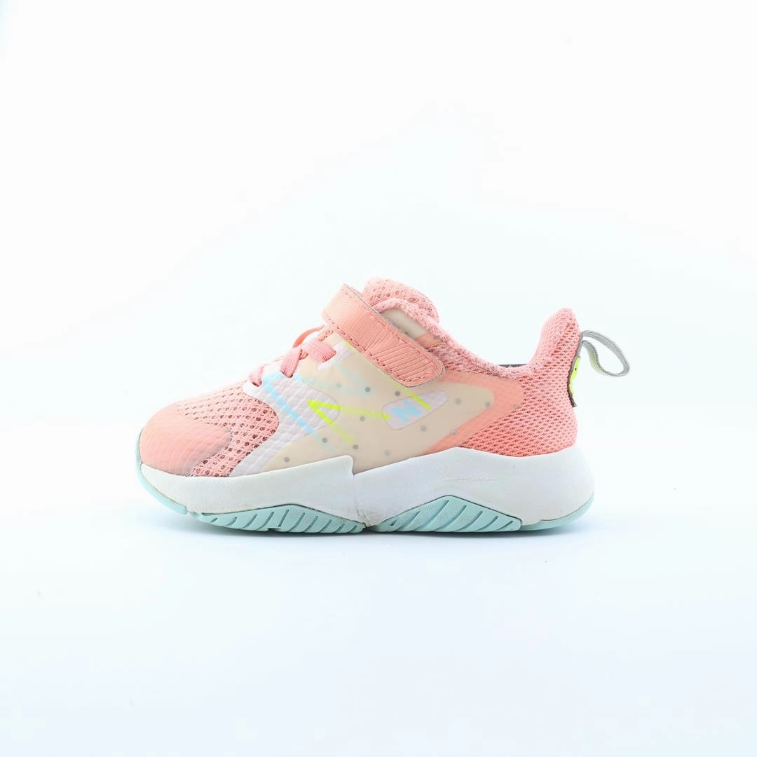 NEW BALANCE RAVE RUN V2
