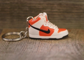 Nike SB Dunk High Sneaker Keychain