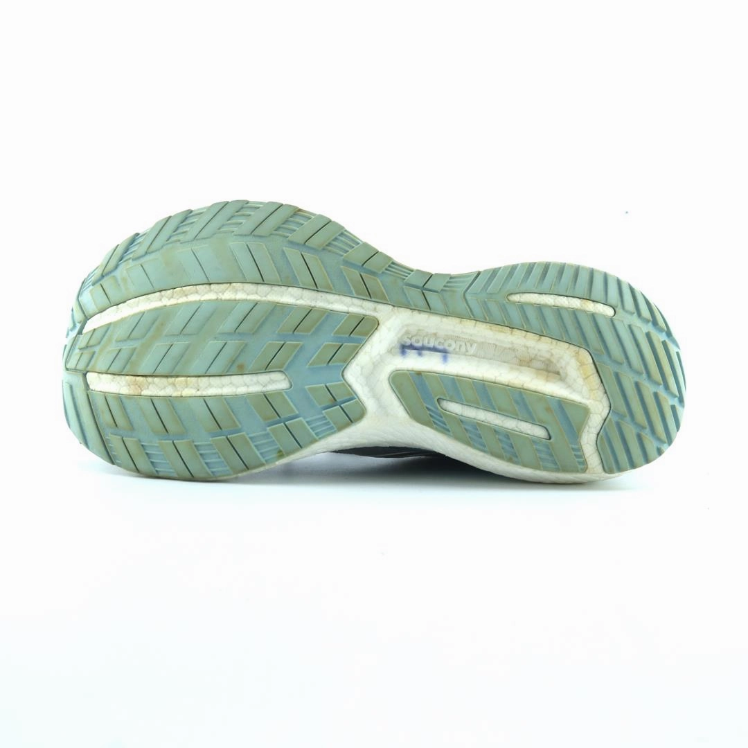SAUCONY TRIUMPH 19