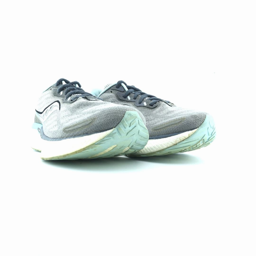 SAUCONY TRIUMPH 19