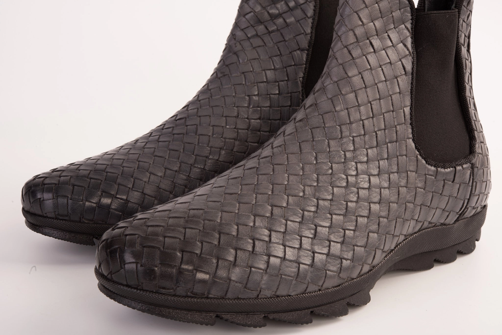 The Luxpre Grey Leather Handwoven Casual Chelsea Men Boot Final Sale!
